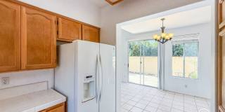 SD: Spacious 2BD/2.5BA Townhome in Sabre Springs with Private Backyard, 2-Car Garage & In-Unit Laundry Gallery 7