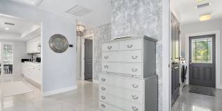 330 N Tessier Dr Gallery 7