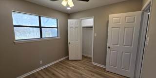 Charming Newly Remodeled Rental Home in a Quiet Neighborhood Gallery 19