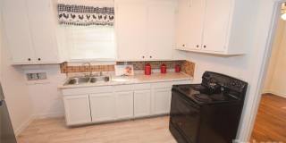 2143 Finchley Drive Gallery 5