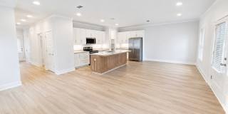 1533 Payne Street - 0 Gallery 2