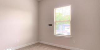 4428 Carteret Street Gallery 44
