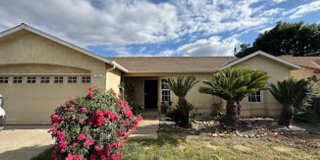 Cozy 3 bedroom home for rent with Solar panels! Gallery 1