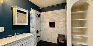 Charming 1925 Hillside Bungalow | Downtown Colorado Springs Gallery 14