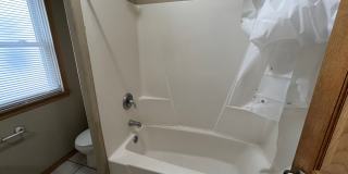 Gorgeous 2 Bedroom House with Massive Two Car Garage! Apply Today! Gallery 7
