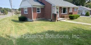 890 N 10th St. Gallery 1