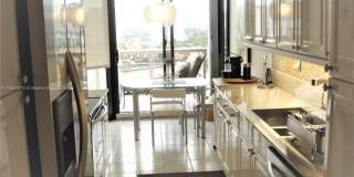 3600 YACHT CLUB DR Gallery 29