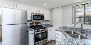 Stonecreek Apartment Homes Gallery 52