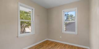 1121 Cooper Ave. - 201 Gallery 21