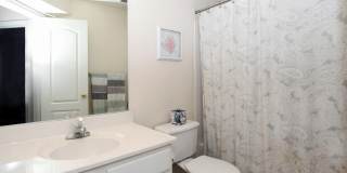 2107 CLARK Place Gallery 23