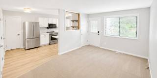 Stylish/Update Townhome | 2 Bed | 1.5 Bath | 13459 Zenith Lane, Eden Prairie Gallery 1