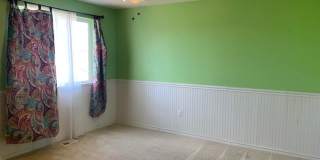 AVAILABLE NOW! Beautiful 3 bed/ 2 bath Single Family Home Gallery 7