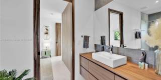 2110 NE 197th Ter Gallery 62