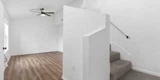 1447 E Oakwood Lane Gallery 18