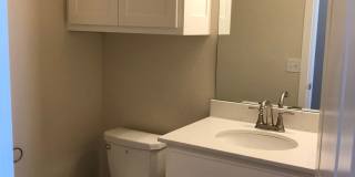 3-bedroom, 2.5 bathroom, 2 car garage Gallery 4