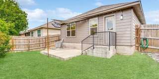Room in 3 Bedroom Home at Tilmon Ln Gallery 1