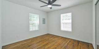 1526 Northwest 45th Street - 1 1526 Northwest 45th Street - 1 Gallery 18