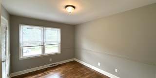 T.R. Lawing Realty Property Gallery 9