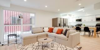 1224 W 37th Place - Co-Living 1224 W 37th Place - Co-Living Gallery 5