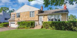 17 Johnston Street Gallery 1