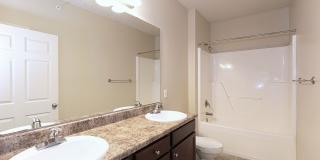 The Astoria Apartment Homes Gallery 18