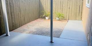 1765 W Glenoaks Gallery 17