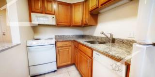 Studio(+)available 6/1/26 Gallery 9