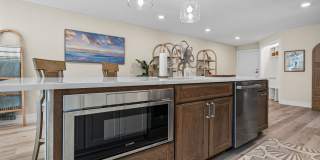 ***Ask about the TWO WEEKS FREE**LUXURY STUNNING REMODELED FURNISHED 3 BEDROOM\2 BATH CONDO FOR RENT IN HIGHLY-DESIRED PARK SHORE NAPLES ** Gallery 15