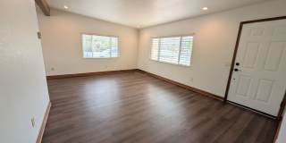 Darling Bungalow with New Flooring! Gallery 1