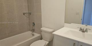 2530 SE 29th St Gallery 21