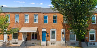 324 OLDHAM Street Gallery 1