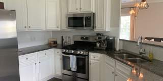 Partially Furnished Lakefront Retreat in Sunset Bay – Stunning Views & Resort-Style Amenities Gallery 8