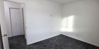 2 bed 1 Bath townhouse Gallery 37