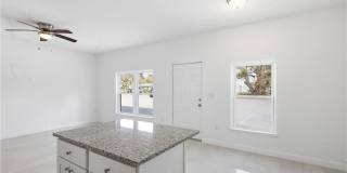 939 19th Street Gallery 5