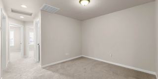 Gorgeous Townhome in Ridgefield! Gallery 14