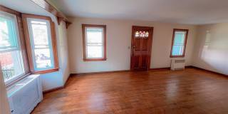 109 L Street Gallery 4