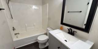 Luxurious 3 Bedroom, 2 Bathroom GORGEOUS townhome! Gallery 20