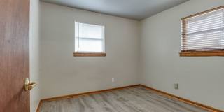 JUST HIT THE MARKET!!! 3 bedroom 1.5 bathroom Gallery 36