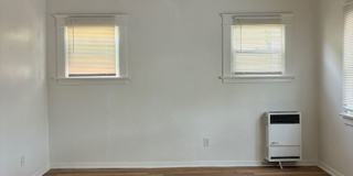 TWO BED ONE BATH APT ON CHESTNUT Gallery 7