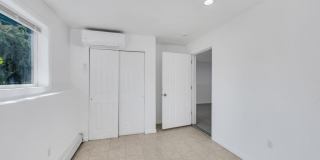20 Handsome Avenue Gallery 10