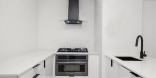 247 W Chestnut Gallery 4