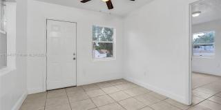 1137 NW 29th Ter Gallery 15