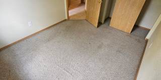 Townhome with 3 bedrooms and garage!  New paint and flooring! Gallery 18