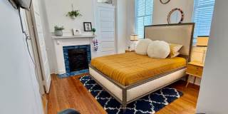 1525 Melpomene Street Gallery 25