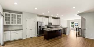 407 Susquehanna Street Gallery 1
