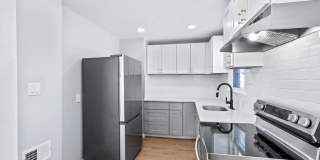 Charming Woodbury Home with Enclosed Backyard  Deck Gallery 1