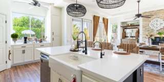 79818 Parkway Esplanade South Gallery 53