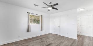 500 NE 48th Street Gallery 19