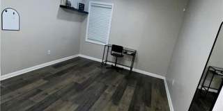 2176 Pansy Street Gallery 11