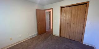 3 Bd Townhome Gallery 16